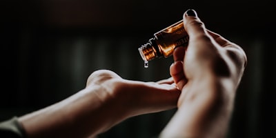Ringe und Erinnerungsschmuck als Andenken an den Verstorbenen